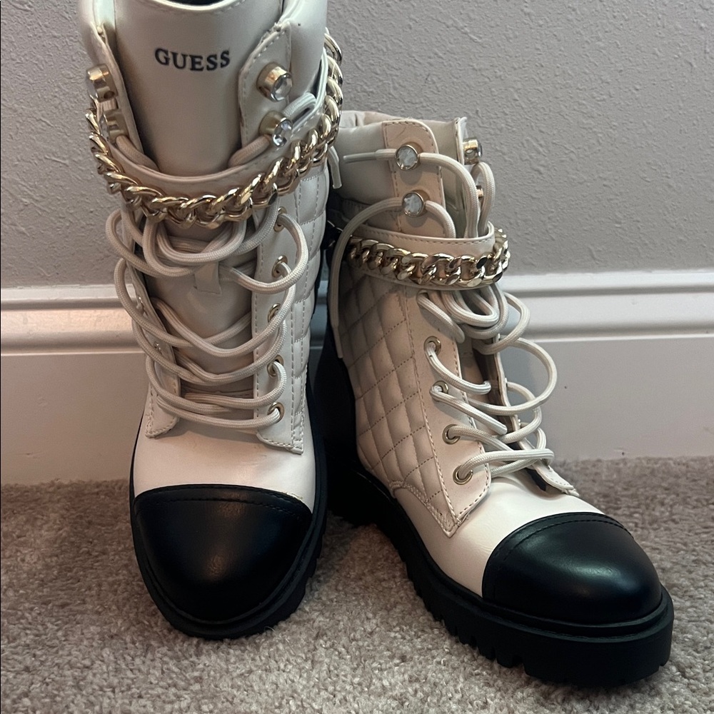GUESS Women's Cream and Black Quilted Combat Boots